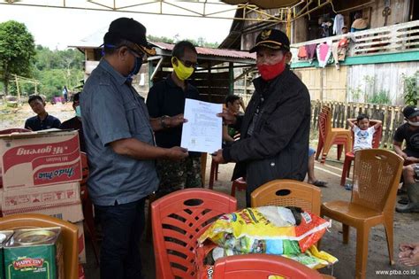 Bukit Asam Bantu Korban Kebakaran PT Bukit Asam Tbk