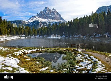 First snow at Lake Antorno, Lago Antorno with Monte Piana, Sexten ...