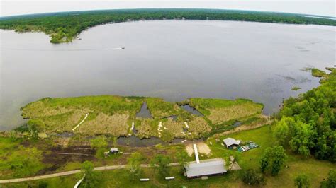 Volunteers Finally Move Troublesome Bog On North Long Lake