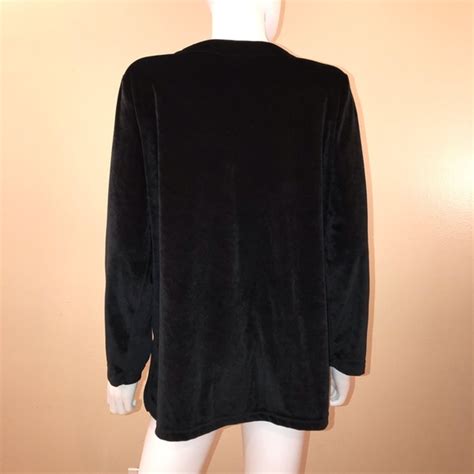 Vicki Wayne Tops Vicki Wayne Black Velvet Top Long Sleeve Poshmark