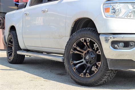 Dodge Ram White Fuel Off Road Vapor D Wheel Wheel Front