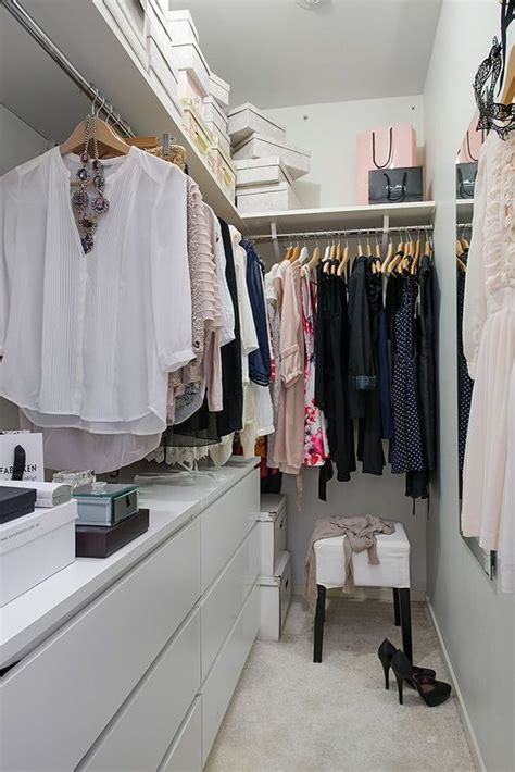 Incredible Small Walk In Closet Ideas Makeovers The Happy Housie