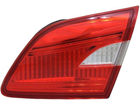 Right Inner Tail Light Assembly Compatible With 2016 2019 Nissan