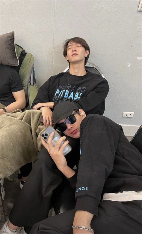 Pin by Ѫѳѳп on 𝕭𝖑 Pit babe Actors Blue aesthetic dark