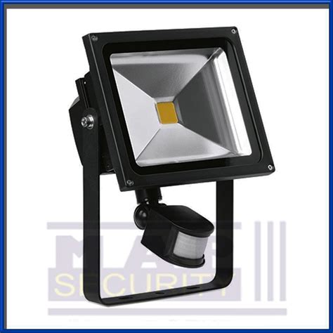 Enlite Helius W Adjustable Ip Led Floodlight With Pir Sensor