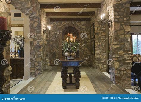 Stone Entrance Hallway Stock Image Image Of Interior 33911005