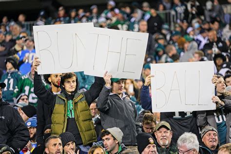 Inside Eagles fans’ longtime campaign for the team to ‘Run The Ball ...