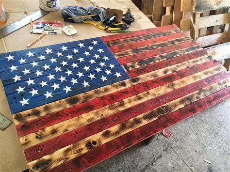 Pallet American Flag Wall Art | Pallet Furniture DIY