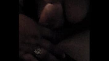 Femme mature bâillonnement sur ma bite semi dure XVIDEOS