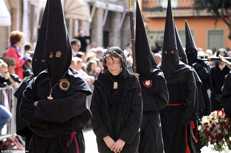 Thousands Gather On Good Friday In Trafalgar Square For Passion Play