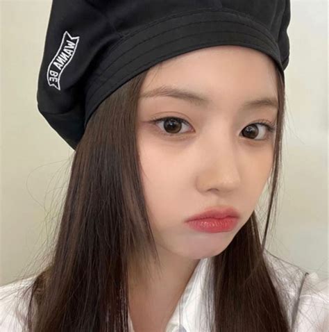 🏷️ Jiwoo Nmixx Icon Pfp Twitter Twt Tt Cute Black White Kpop Kpop Girl