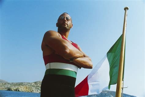 Photo Jean Reno Dans Le Grand Bleu Purepeople