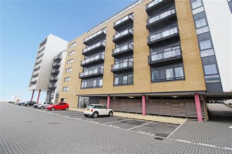 Douglas House Prospect Place Cardiff 1 Bed Apartment 875 Pcm 202 Pw