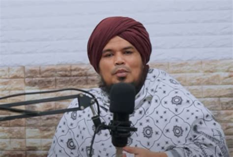 Ustaz Derry Sulaiman Siap Tampung Pengungsi Rohingya Jadi Polemik