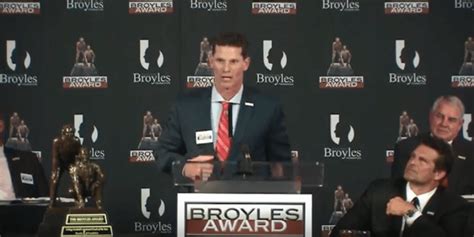 Watch each of the 5 Broyles Award finalists' speeches - Footballscoop