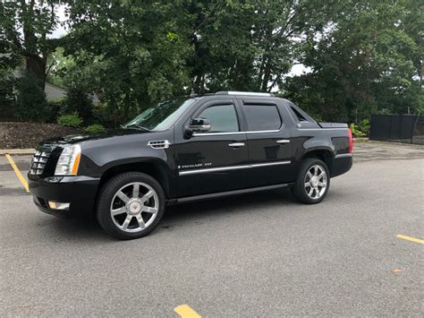 Cadillac Escalade Ext Awd Dr For Sale Mcg