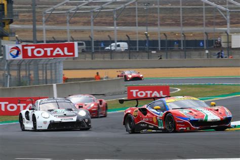 Hours Of Le Mans Ferrari Porsche And Corvette In The Running For