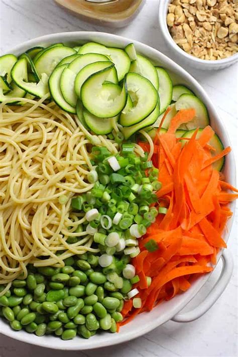 Peanut Sesame Noodles With Vegetables Suebee Homemaker