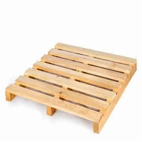 Rectangular Soft Wood Brown Pinewood Pallet For Packaging Capacity