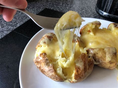 How To Cook Jacket Potatoes In Air Fryer