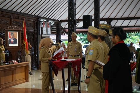 Bupati Purbalingga Lantik Tujuh Pejabat Pimpinan Tinggi Pratama