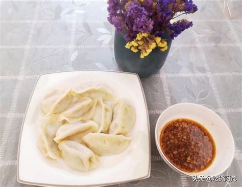 大蔥牛肉餡餃子，是先加水還是油？這樣咬一口，肉團緊、還湯汁多 每日頭條