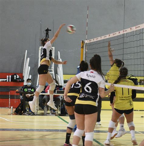 Rfevb La Superliga Femenina Ampl A La Lucha Por Los Puestos De Ascenso