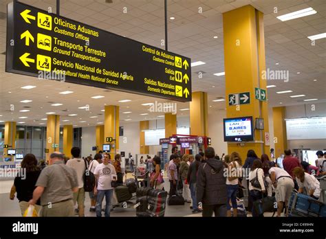 Ankunftshalle Am Jorge Chavez International Airport In Callao Peru