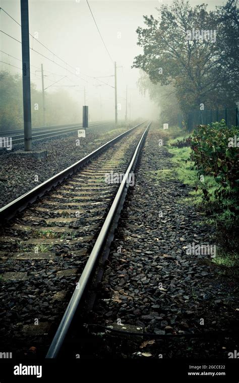 Binari Ferroviari Ferroviari Immagini E Fotografie Stock Ad Alta