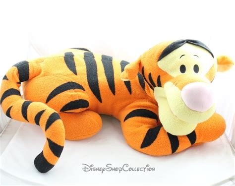 Grande peluche Tigrou FISHER PRICE Disney couché orange 52 cm Dis