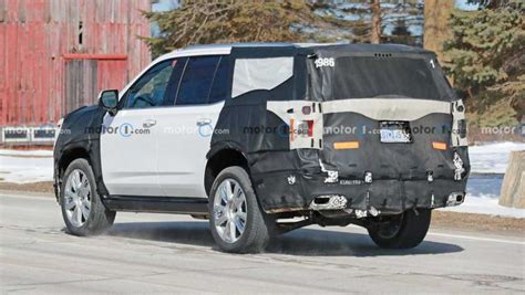 2025 Chevy Tahoe Stunning Full Size Suvs Car Geeks