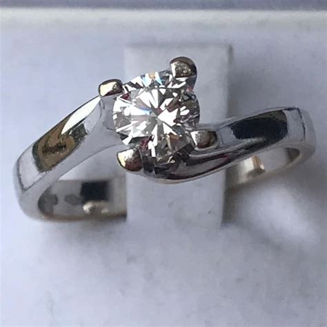 18 Carati Oro Bianco Anello 0 41 Ct Diamante Catawiki