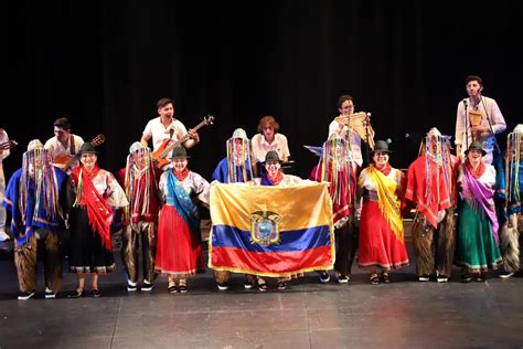 Grupos De Arte De La Utpl Llevan La Cultura Ecuatoriana Hasta Francia Y