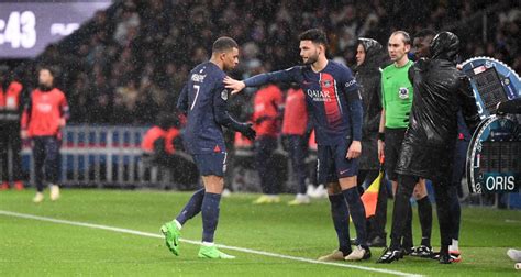 Psg Mercato Mbappé A Préféré Le Fc Barcelone Au Real Madrid