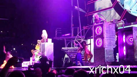 Britney Spears Big Fat Bass Femme Fatale Tour Los Angeles Youtube