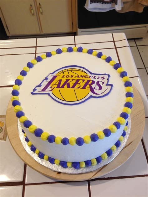 Lakers Cake Basketball Birthday Cake Sports Themed Cakes Cake Images