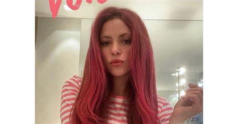 What do you think of Shakira's new red hair? - GirlsAskGuys