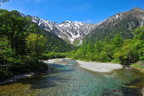 美しい景色と美味しいソフトクリームを求めて。長野県【上高地～徳澤園】の観光スポット キナリノ