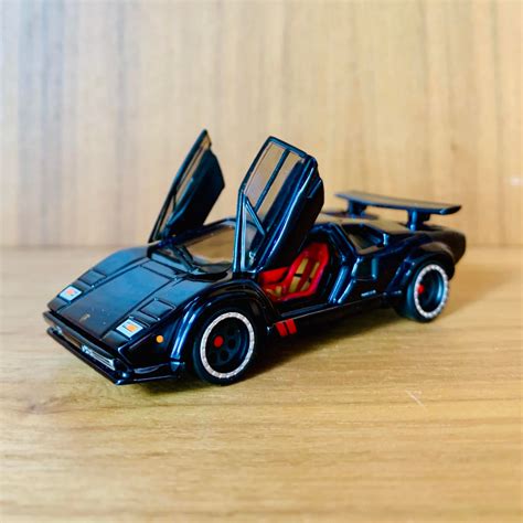 Hot Wheels - 2020 - RLC - ‘82 Lamborghini Countach LP500 S : HotWheels