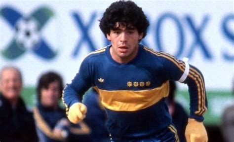 La Nueva Camiseta Que Presentó Boca En Homenaje A Diego Maradona La