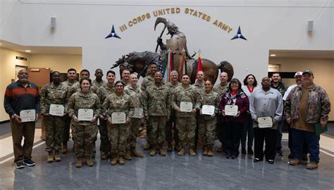 Crdamc Physician Assistant Receives Us Army Surgeon General Master