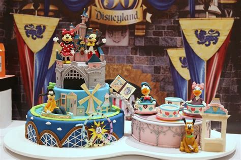 Pin On Disneyland Cake