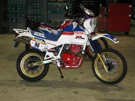 1985 Honda XL600LM Moto ZombDrive