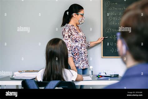 Class Teacher Math Hi Res Stock Photography And Images Alamy