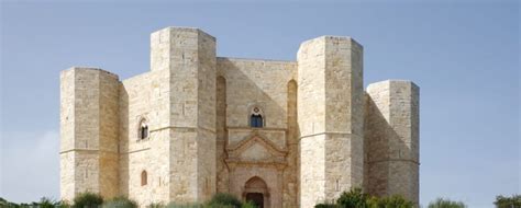 Castel Del Monte Andria Tra Arte E Immaginazione Eroica