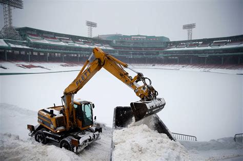 9 Insane Facts About Boston's Snow Season | TIME