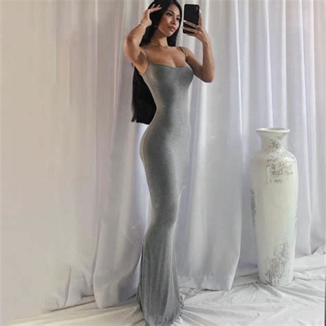 Robe Robe Maxi En Satin Sans Manches Dos Nu Moulante L Gante Sexy