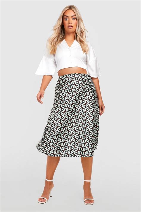 Womens Plus Geo Print Satin Slip Midi Skirt Boohoo Uk