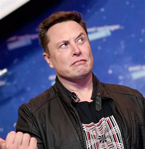 Tesla d Elon Musk rappelle près d un demi million de voitures pour des