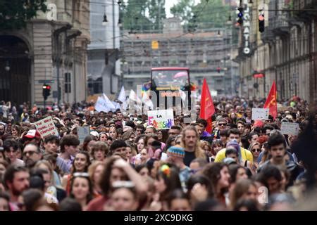 Torino Italia Th June La Parata Del Gay Pride A Torino